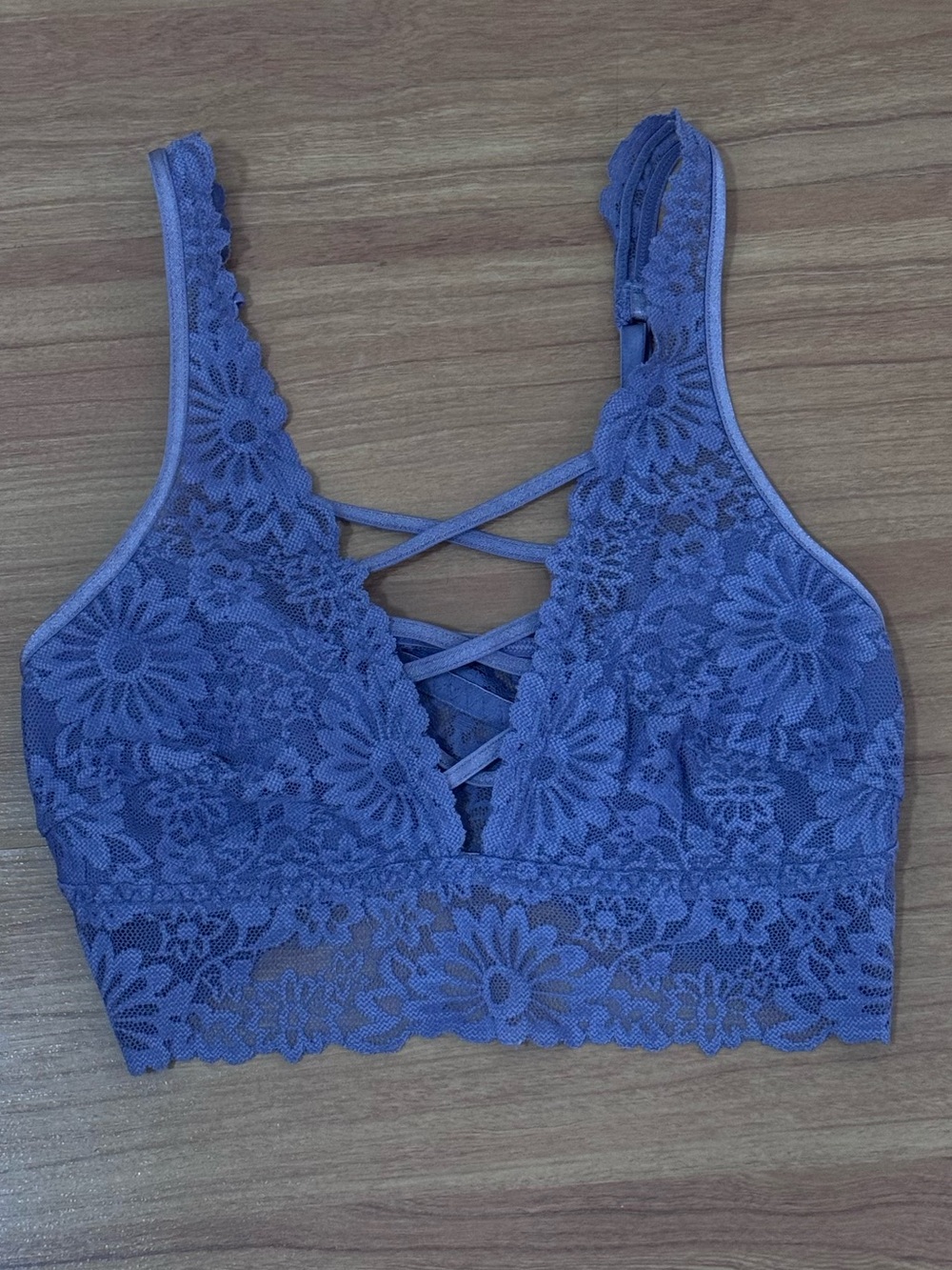 PINK Victoria’s Secret Lace Bralette XS Purple Floral Strappy Front